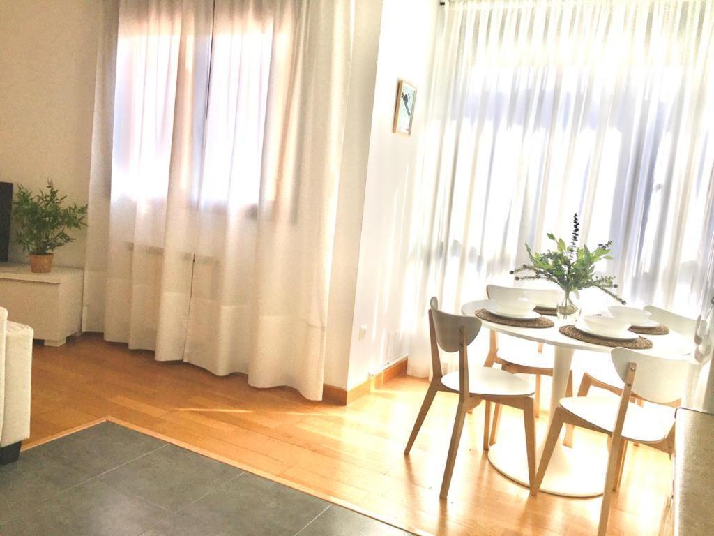 Apartamento 1 Centrico Garaje Wi-Fi Para Trabajar Apartment Castro Urdiales Exterior photo